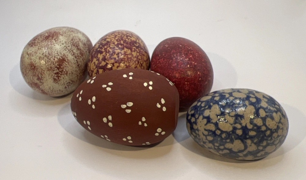 Vintage Lot Of 5 Assorted Hand Painted Easter Eggs Ceramic (1) And Wooden