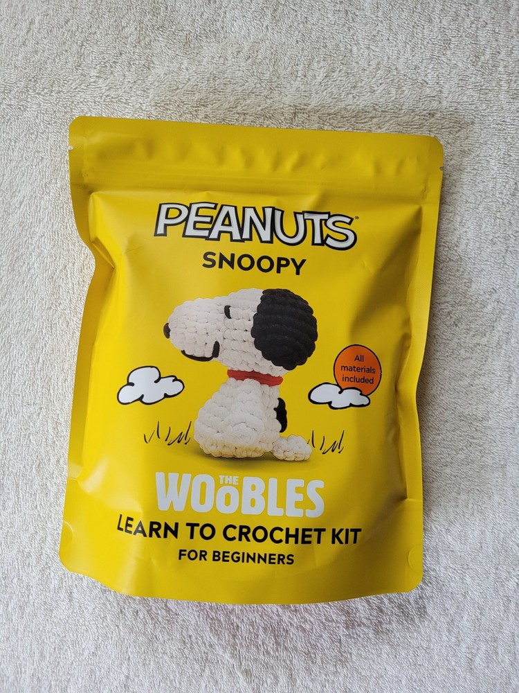 New Peanuts Snoopy Woobles Learn to Crochet Crochet Kit