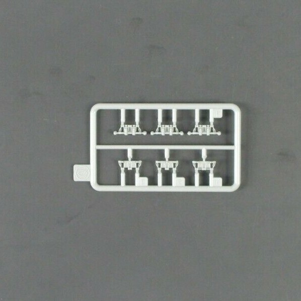 Dragon 1/35 Scale Panzer IV Bergepanzerwagen IV Parts Tree Q from Kit No. 6438