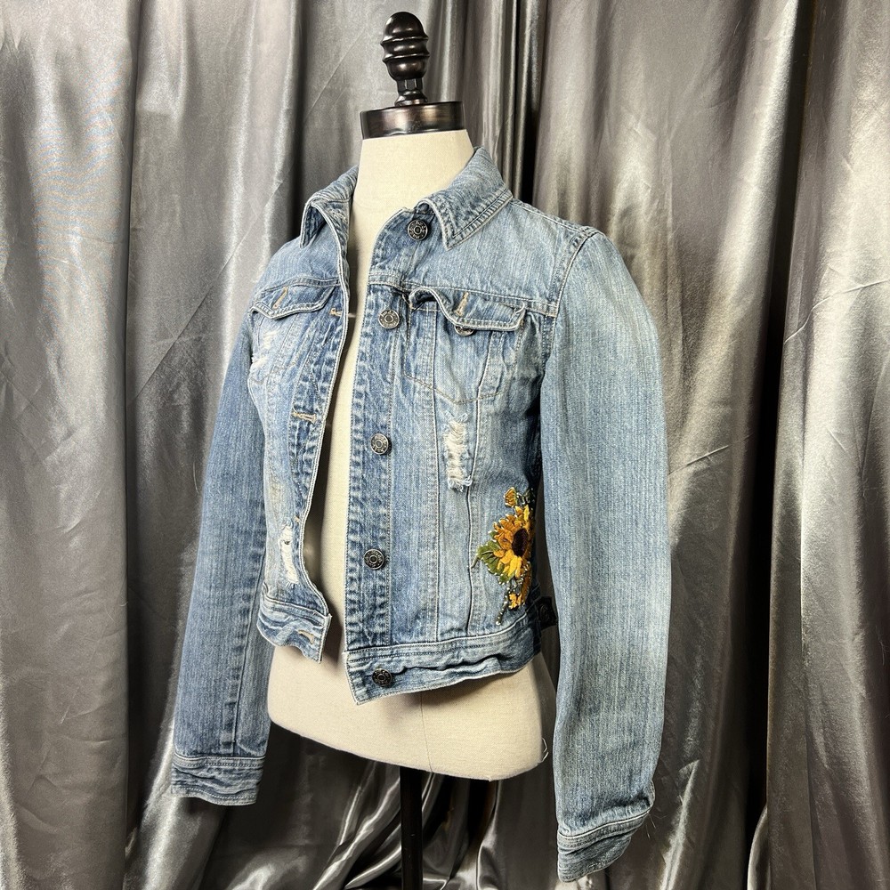 Mudd  Jean Jacket Juniors XS Sunflower Patch Blue Denim Cropped Button Up Pocket