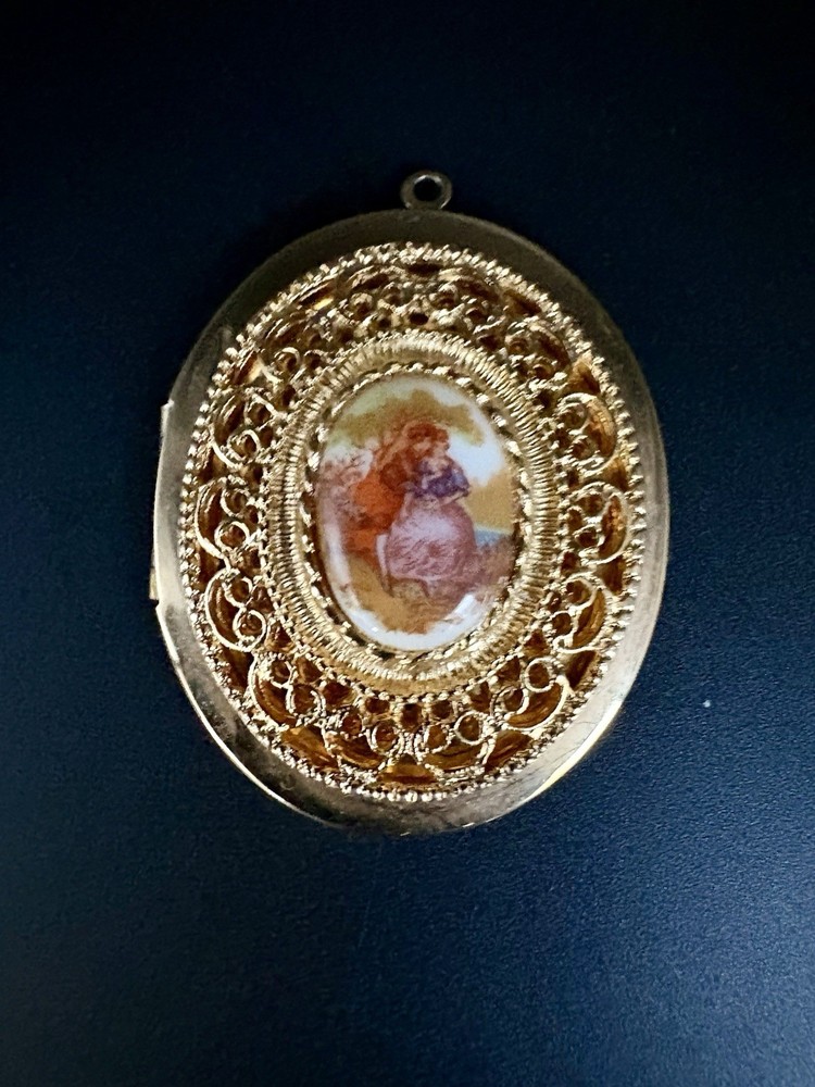 Vintage Oval locket Gold filigree pendant ceramic Courting couple scene