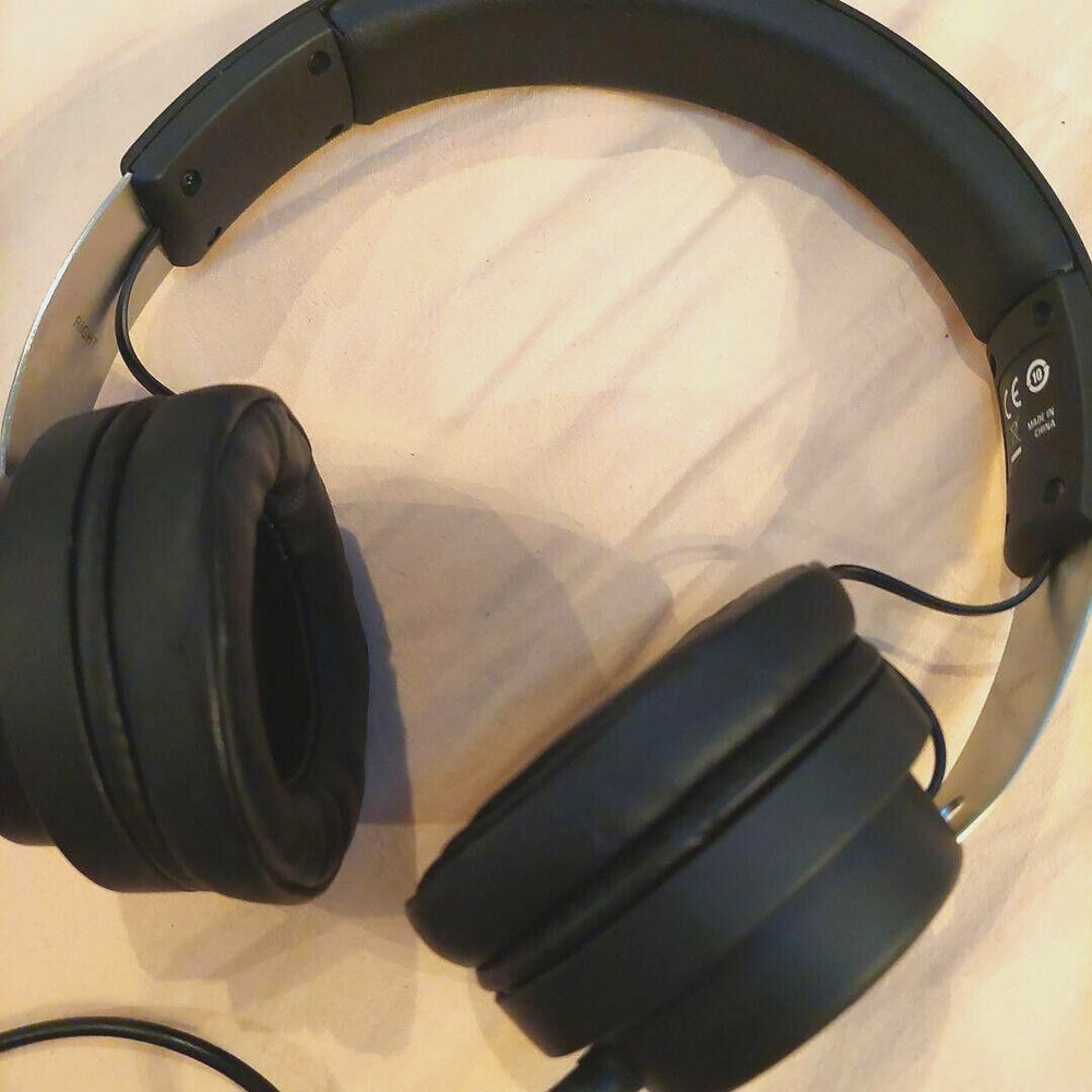 Audio-Technica ATH-PRO7X Professional On-Ear DJ Monitor Headphones  Used Tested