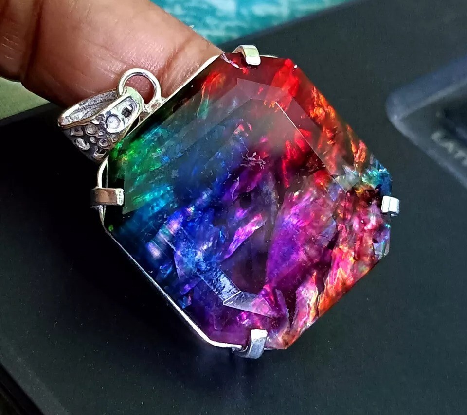 Certified 84.00 Ct Natural Ammolite 925 Solid Silver Pendant Loose Gemstone