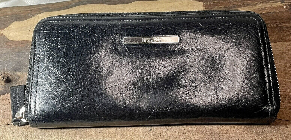 Kenneth Cole Reaction Black 11-Inch Safe Keeper Full Zip Wallet-image