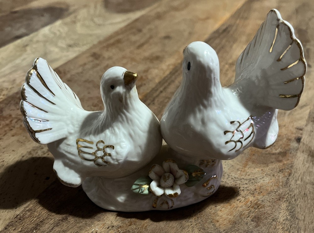 Vintage  Love Birds White Doves Porcelain Figurine Gold Trim Cottagecore Wedding