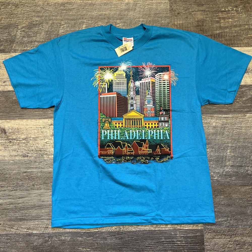 VINTAGE NWT Philadelphia Single Stitch Large Liberty Bell T-Shirt Adult