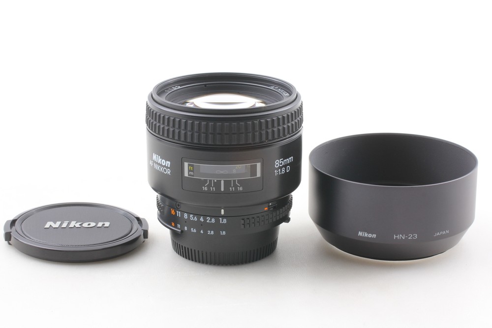Nikon AF Nikkor 85mm f1.8 D Lens with Hood for F4 F5 F6 F100 Japan Mint