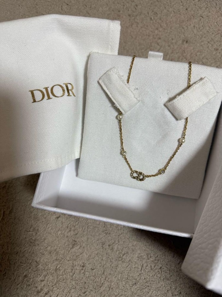 Christian Dior Pearl and Gold Pendant Necklace