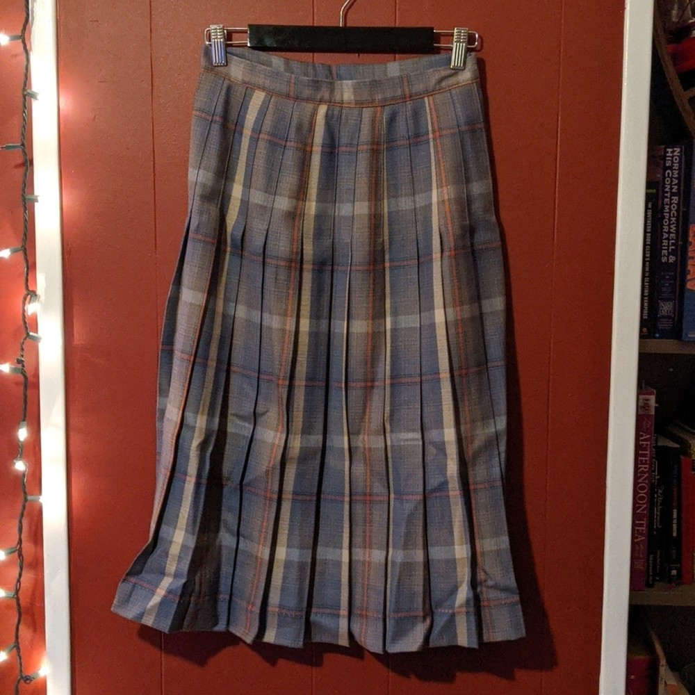 Vintage Tartan Pleated Skirt