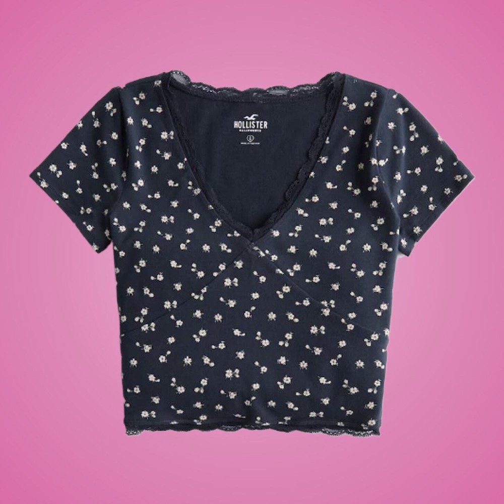 Hollister Dark Blue Lace Trim V-neck Baby Tee Size Large