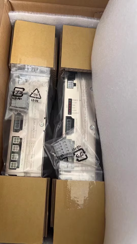 Yaskawa Robot YRC1000 Power supply CSRA-CPS01KB Brand new UPS