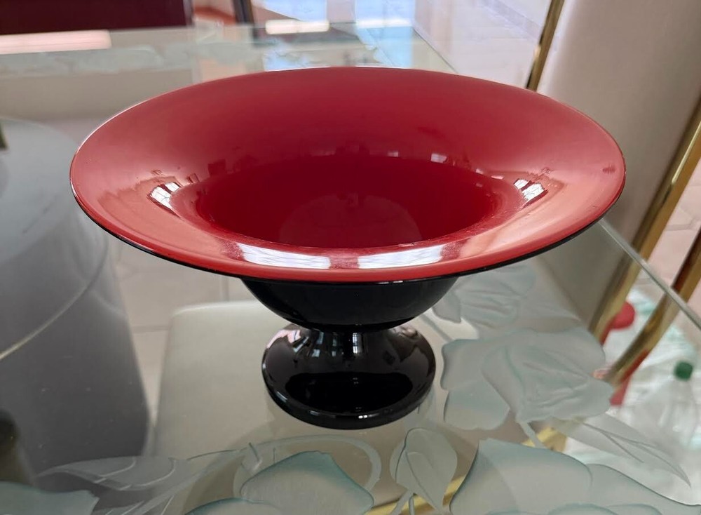 Glass Pedestal Serving Bowl with Elegant Raised Base