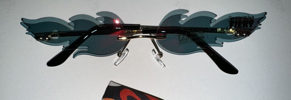 HTF Unused Burger King FIERY Sunglasses Promo w/ Bag BK Fire Rare Promo Item