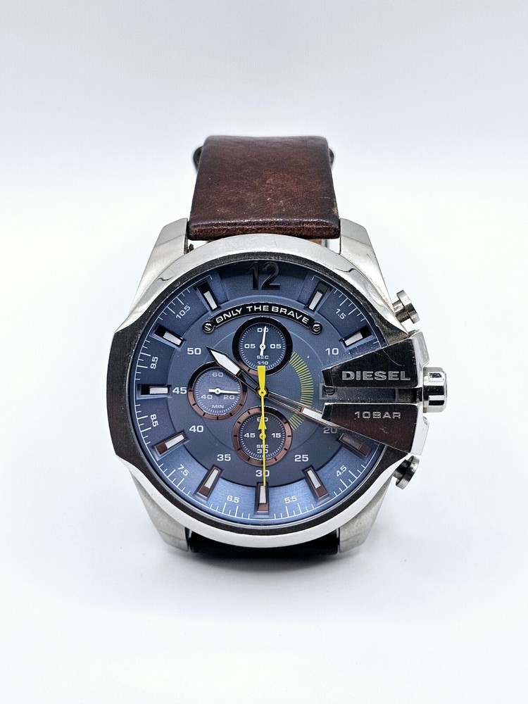 Diesel Original DZ4281 Mega Chief Men's Silver Brown Leather Strap Wristwatch