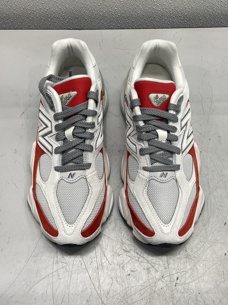 New Balance 9060 Unisex M7.5D /W9D Tennis Shoe Sneaker Red Grey U9060JBE