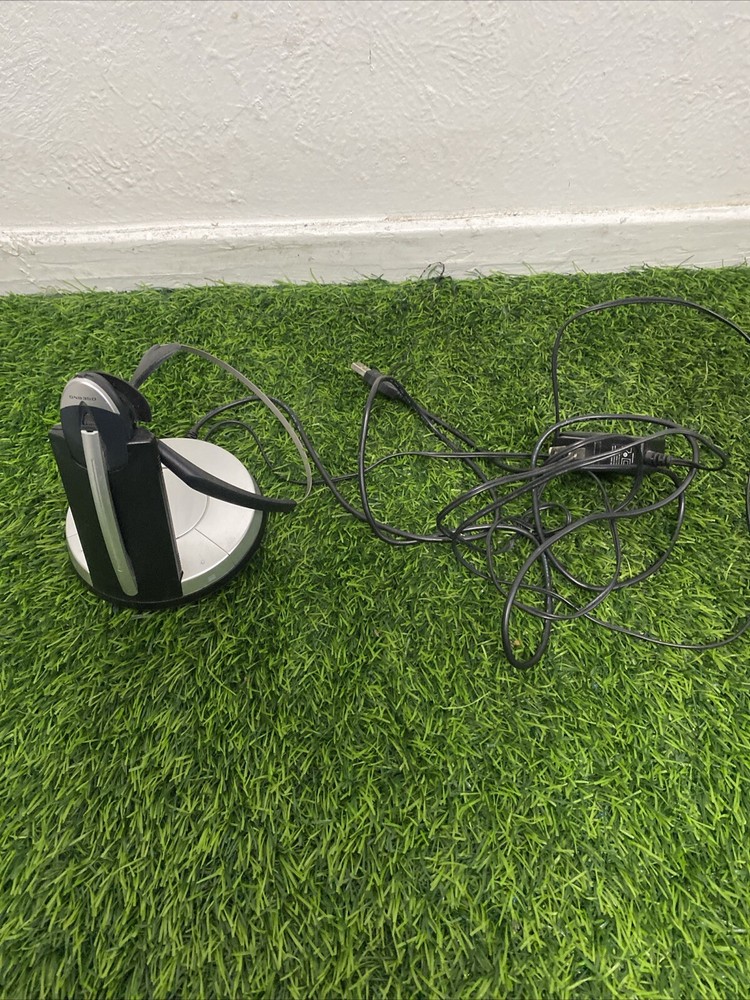 Jabra GN9350e Wireless Headset - Needs New Ear pad Works Great!