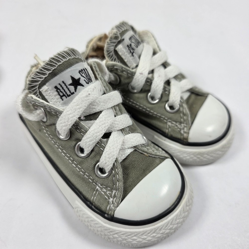 Converse All Star Infant Baby Toddler Size 4 Gray Low Top Shoes Sneakers