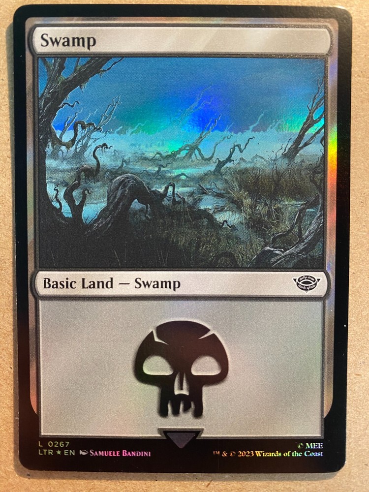 MTG 1x FOIL Swamp 267 Lord of the Rings: Tales of Middle Earth Magic x1 NM