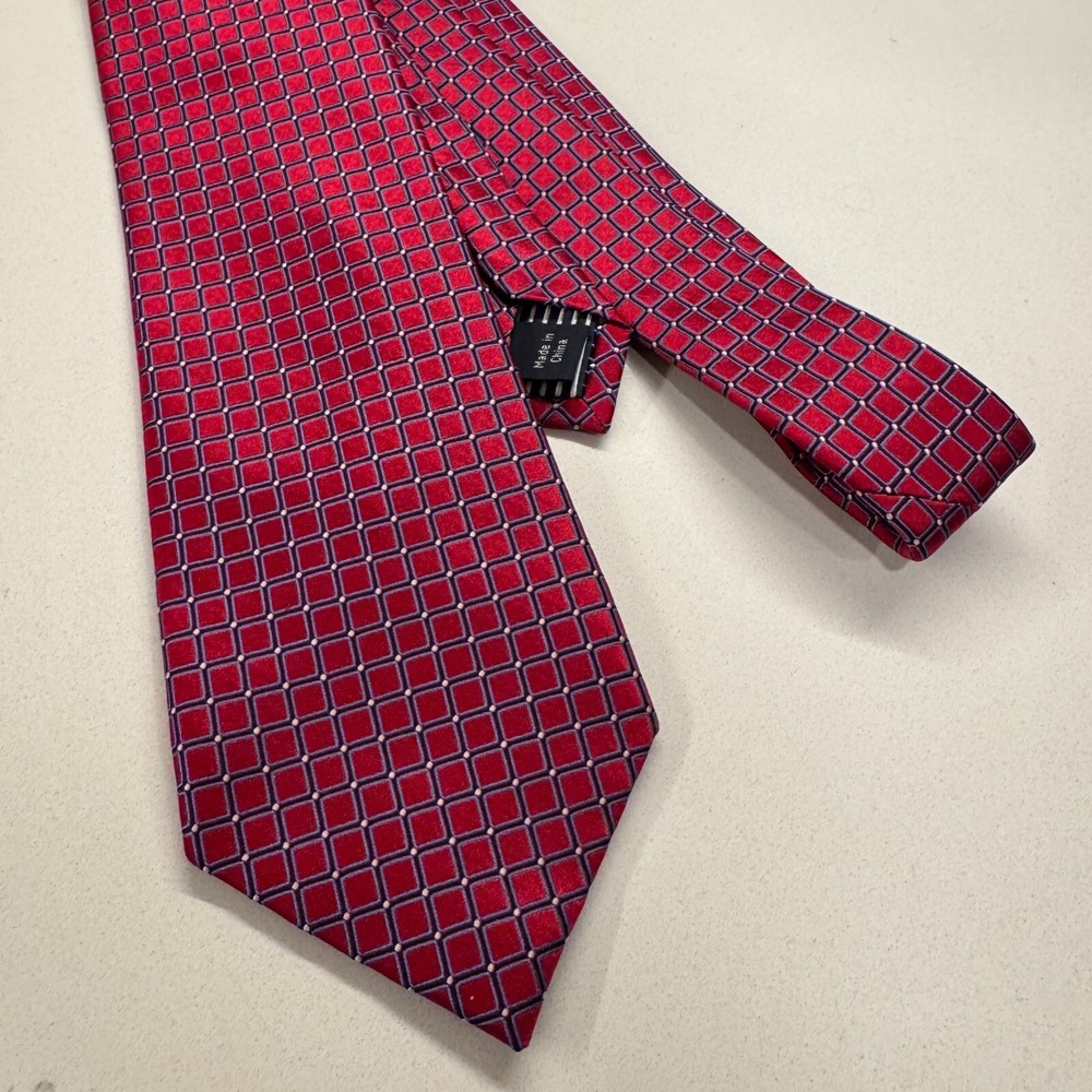 Nautica Tie Red Geometric Blue 100% Silk Neck Tie Preppy Luxury Casual Adult