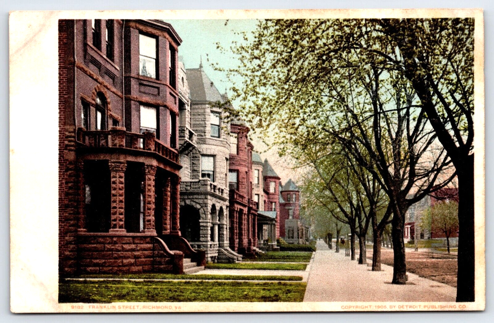 Original Old Vintage Outdoor Postcard Franklin Street Houses Richmond Virginia