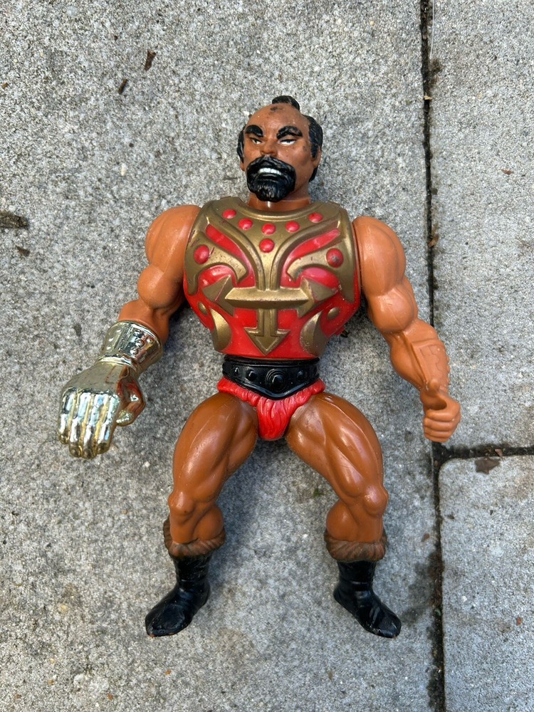 Vintage 1983 He-Man Masters of the Universe JITSU Action Figure Front Armor MOTU