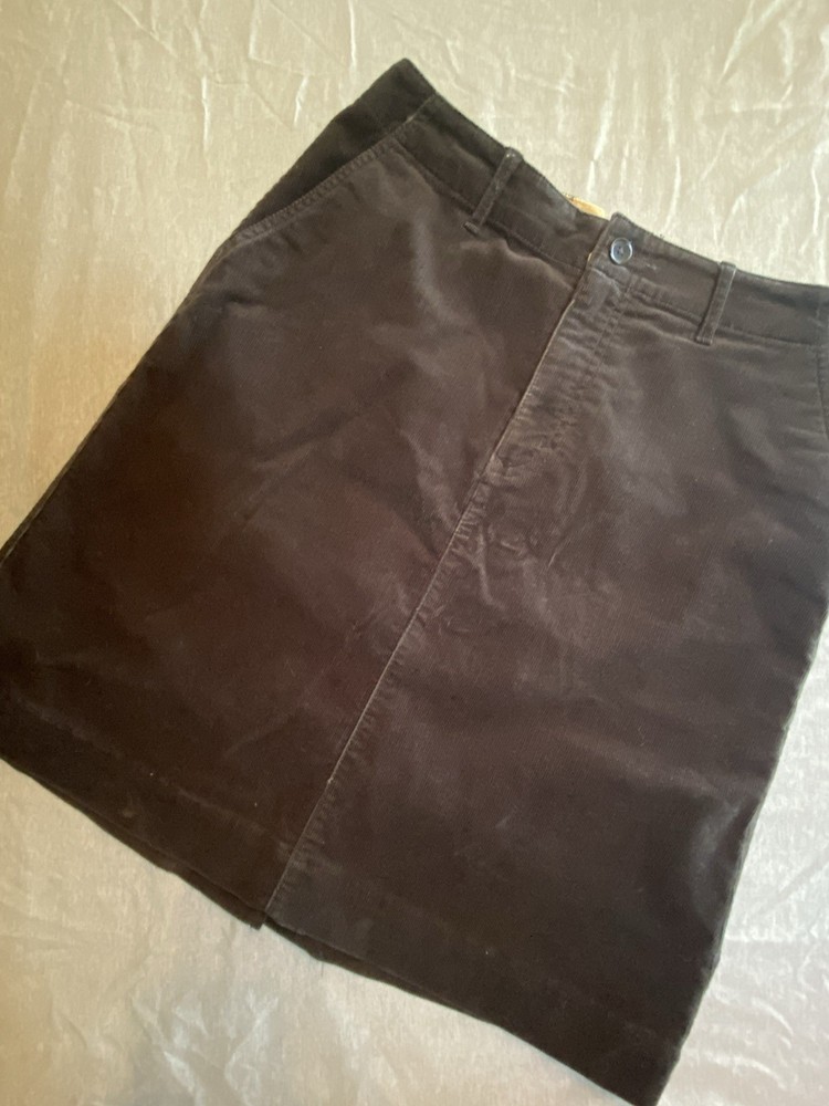 Eddie Bauer Black Corduroy Midi Skirt Size 8 (BOX B)
