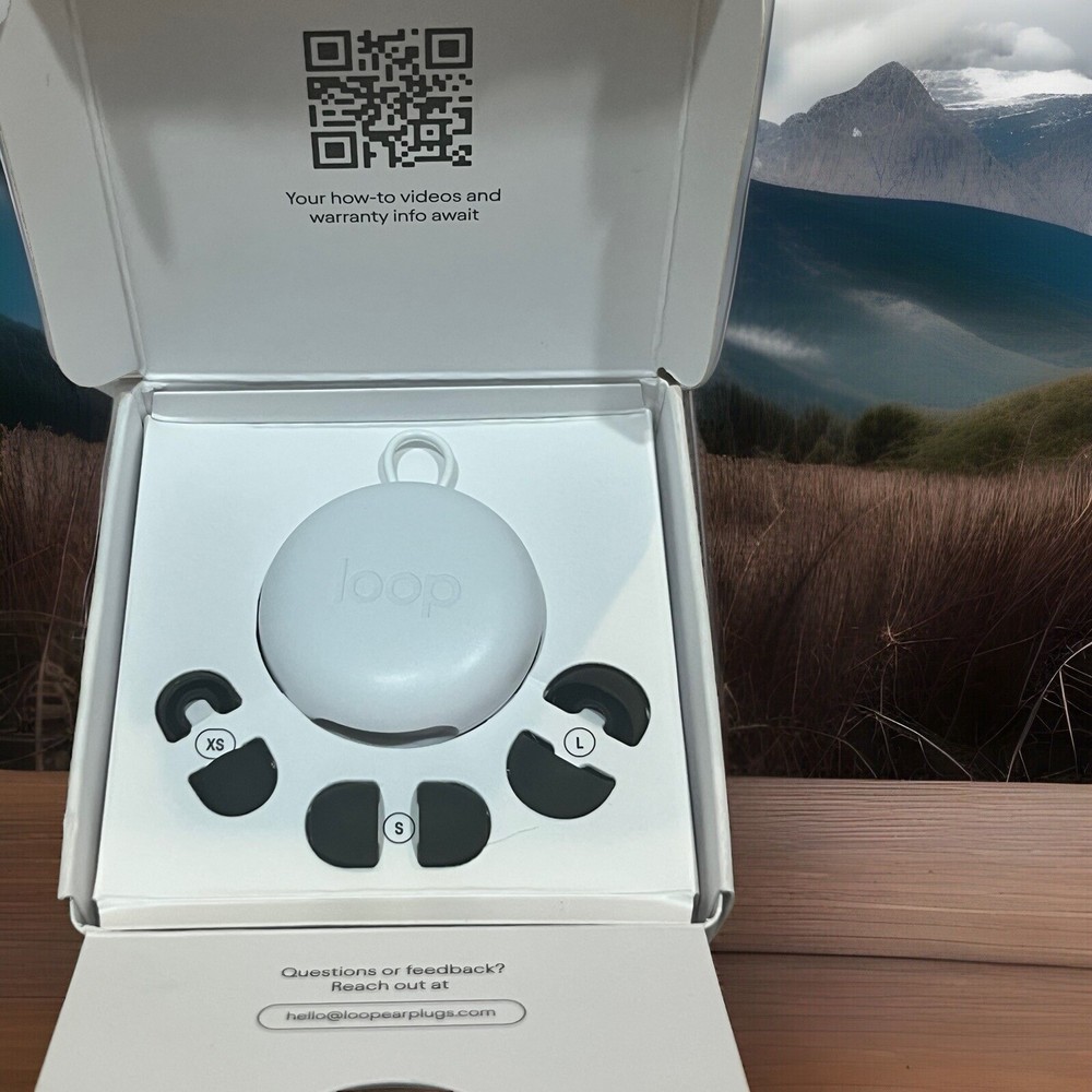 Loop Earplugs Quiet Noise Reduction 14db - Black- New 4 Ear Tips Sizes