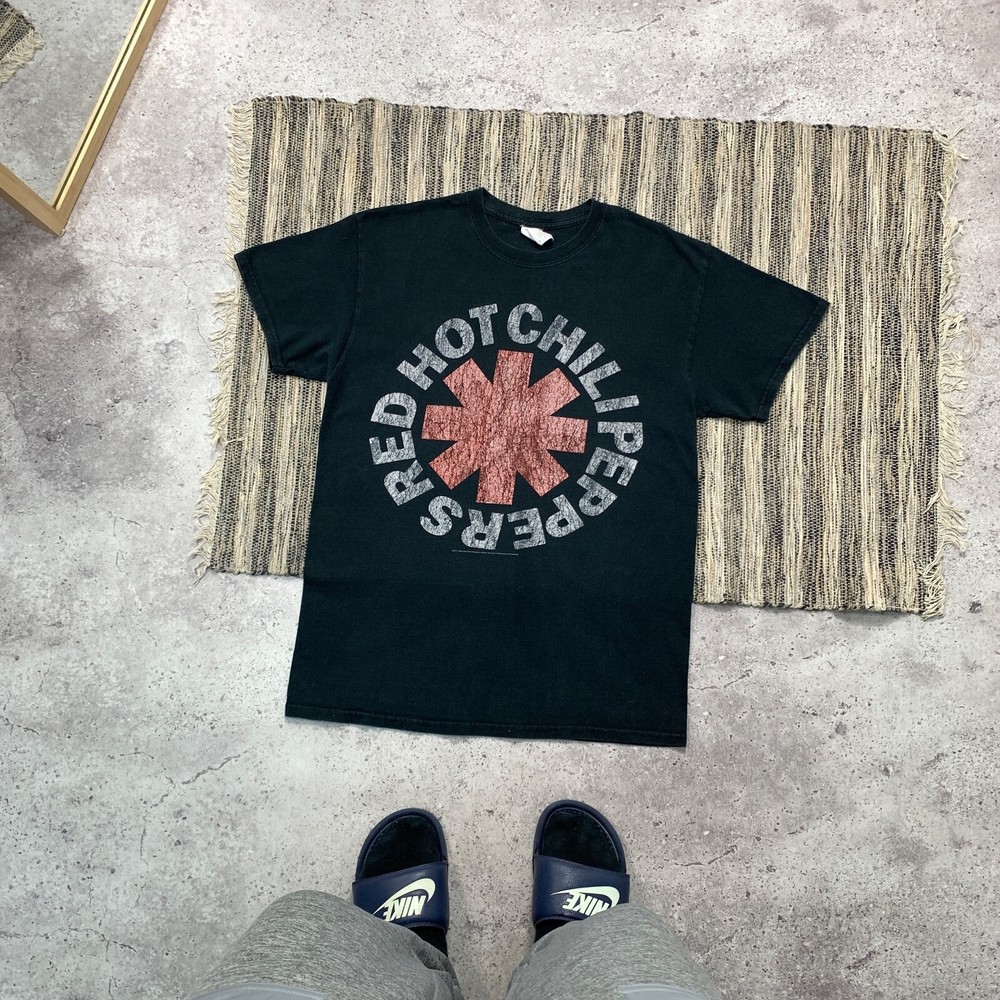 Vintage Red Hot Chilli Peppers RHCP Rock Band Black Graphic Tee Shirt M
