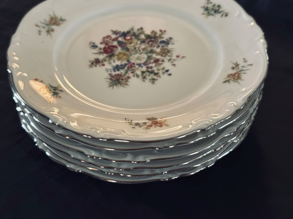 Crown Bavaria Germany Salad or Dessert PLATES  8
