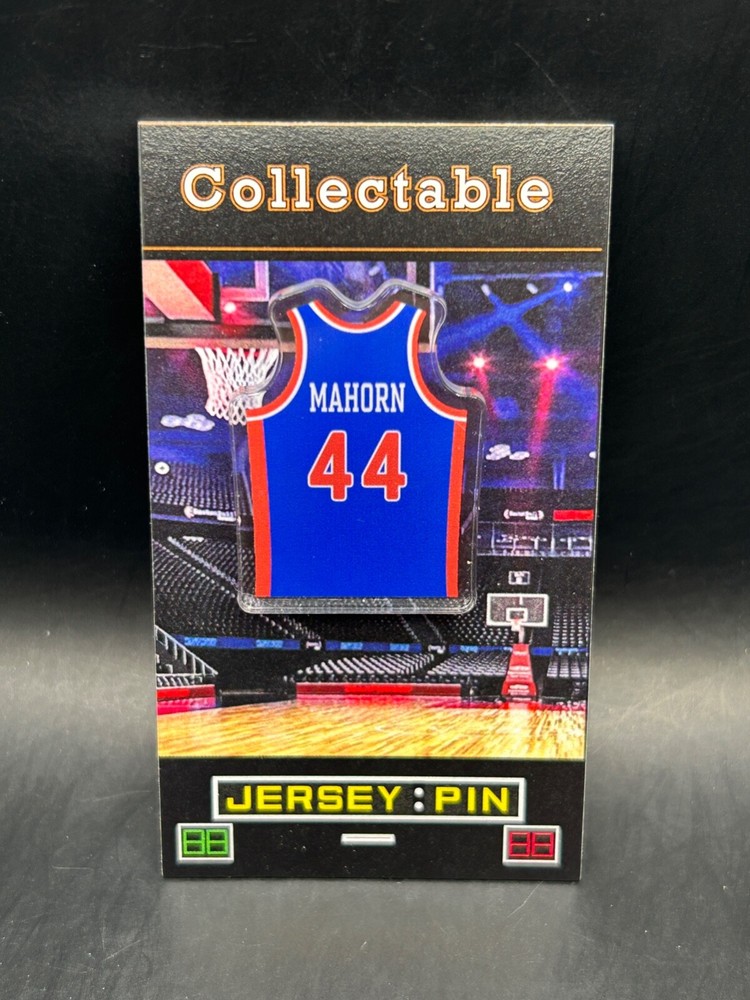 Detroit Pistons Rick Mahorn jersey lapel pin-RETRO Classic BAD BOYS Collectable