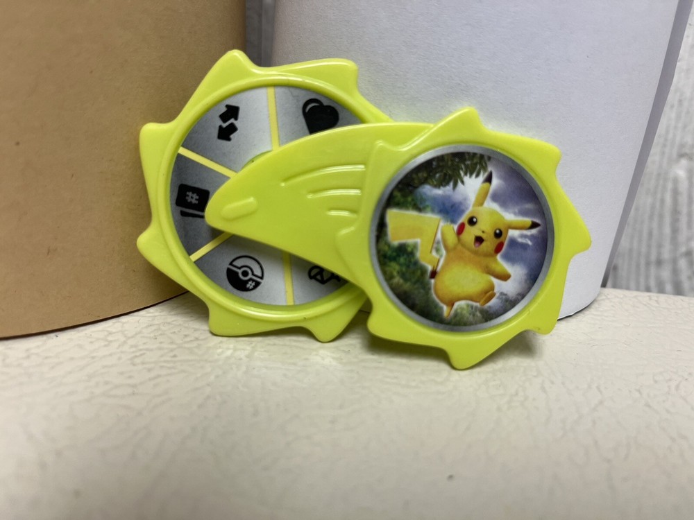 MCDONALD’S HAPPY MEAL 2022 POKEMON BATTLE MATCH SPINNER 12/11/24 M
