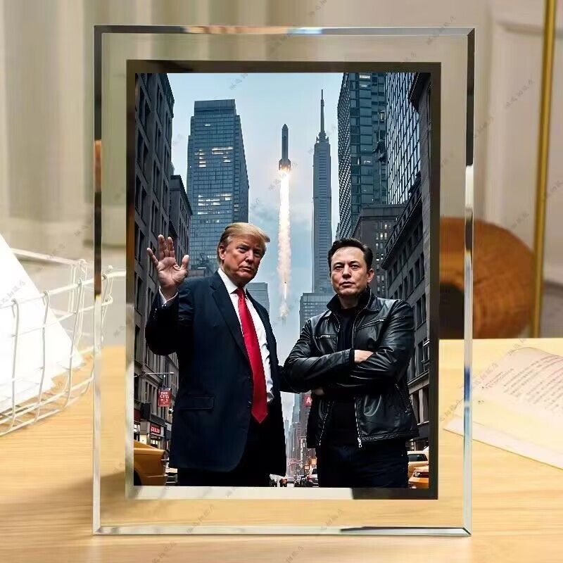 Musk-inspired 5-inch crystal glass photo frame elegant home decor accent