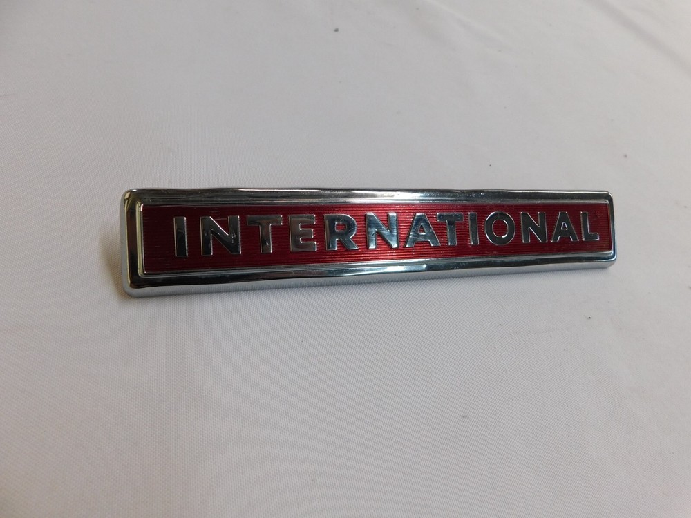 NOS OEM IH 1968 1971 International Scout Grille Ornament Emblem Truck 1969 1970