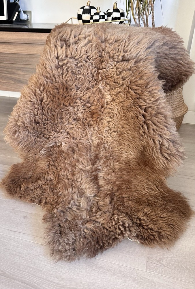 %100 Natural Sheepskin Rug, Sheepskin Pelt Natural Color,camel.