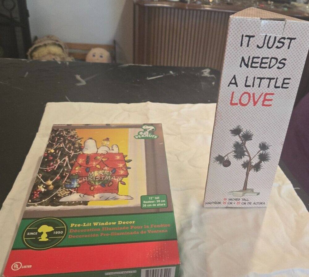 Peanuts Charlie Brown Christmas Tree and Pre-lit window decoration BOTH MIB