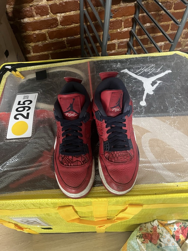 Fiba Retro 4s (NB) Size 9