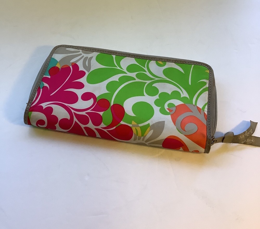 Thirty One Save Your Way Coupon Organizer Clutch with Inserts in Island Damask Print-image