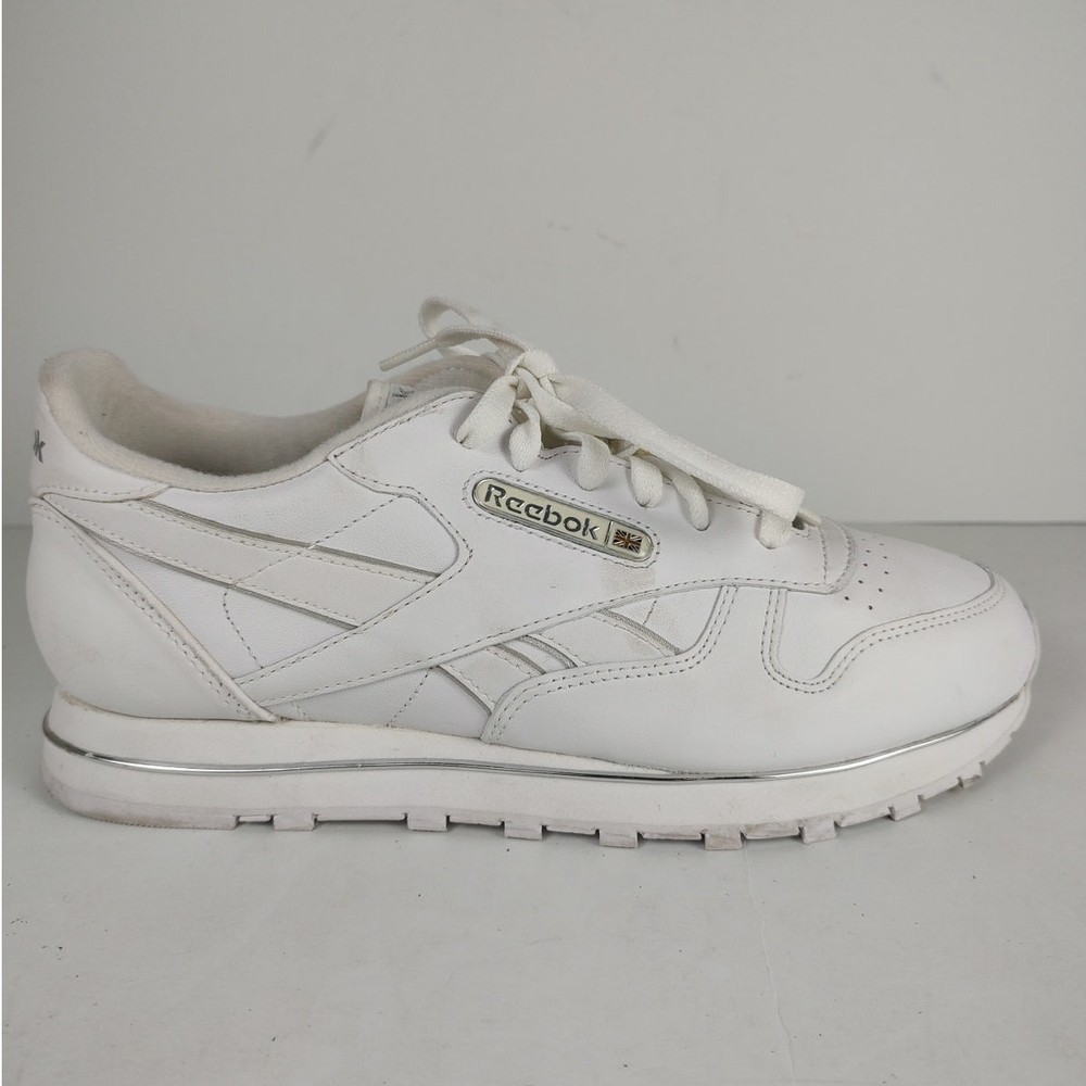 Vintage 90s Reebok Classic Leather Retro Streetwear Sneakers Women's Size 9.5