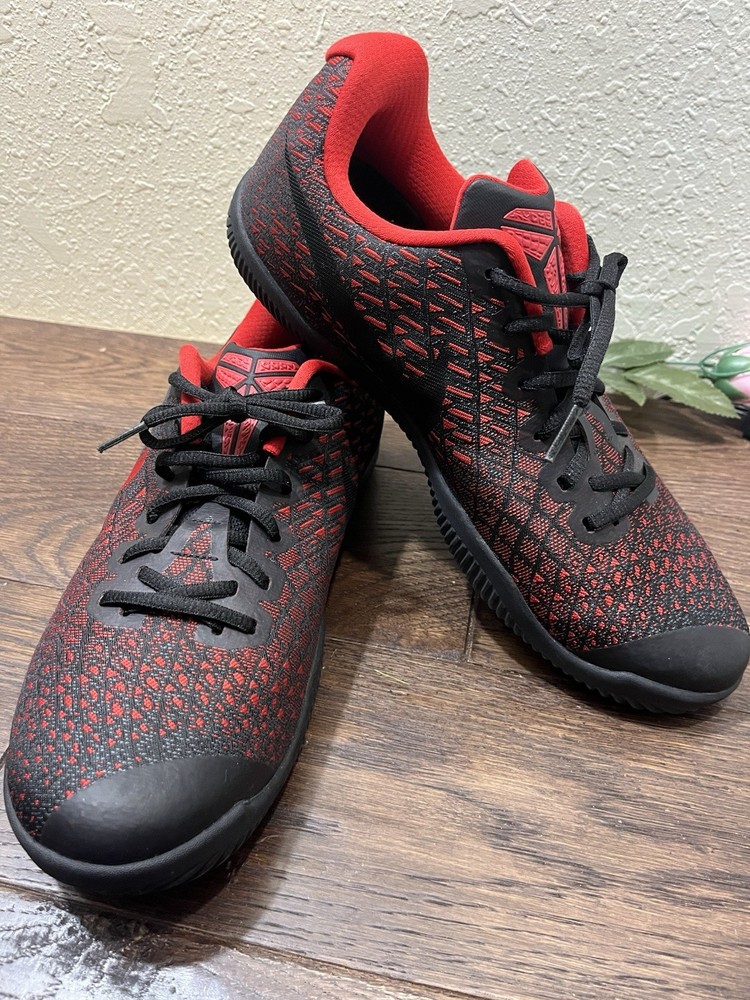 Nike Mamba Instinct Size 10.5 University Red Black 852473-016
