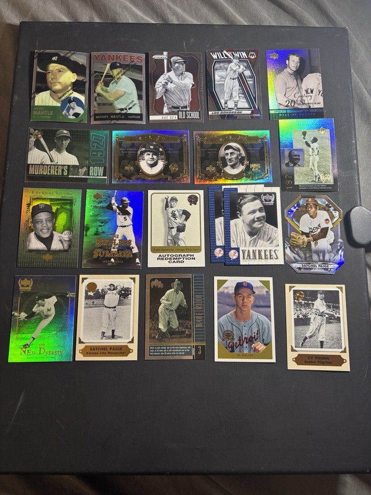 Babe Ruth Mantel, Lot (20)Baseball Card Collection Topps Upper Deck   HOF