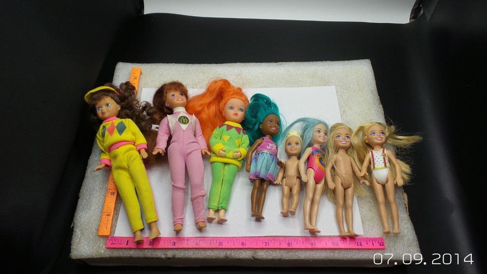 LOT OF 8 VINTAGE AND MODERN Kelly-Chelsea Clone Generic Dolls TODDLERS AND MORE
