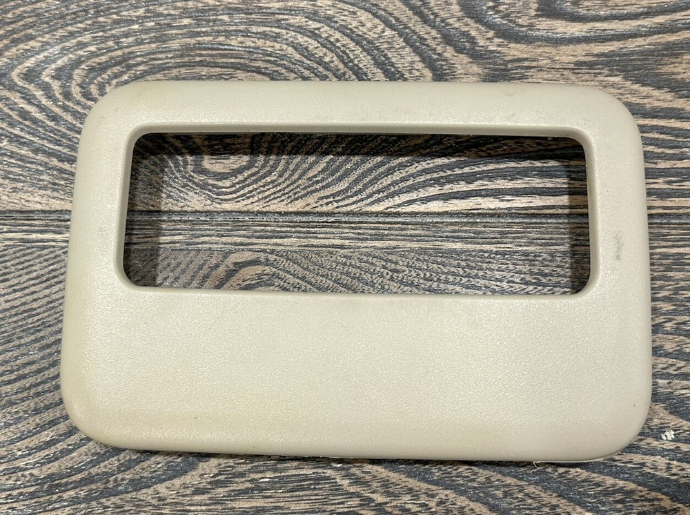 SAAB 9-5 Wagon Rear Tailgate Door Trim Bezel Cover Panel Beige 4792180 RARE