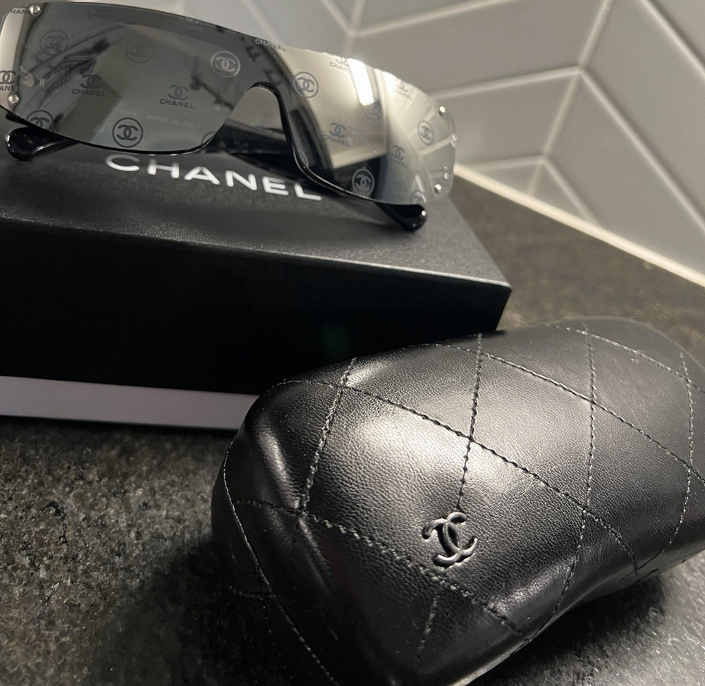 CHANEL Shield Logo Black Mirrored Sunglasses Unisex Plastic Frame Designer