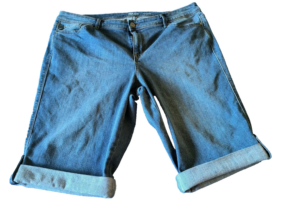 Style & Co. Women's Size 18W Blue Cuffed Hem Skimmer Bermuda Denim Shorts