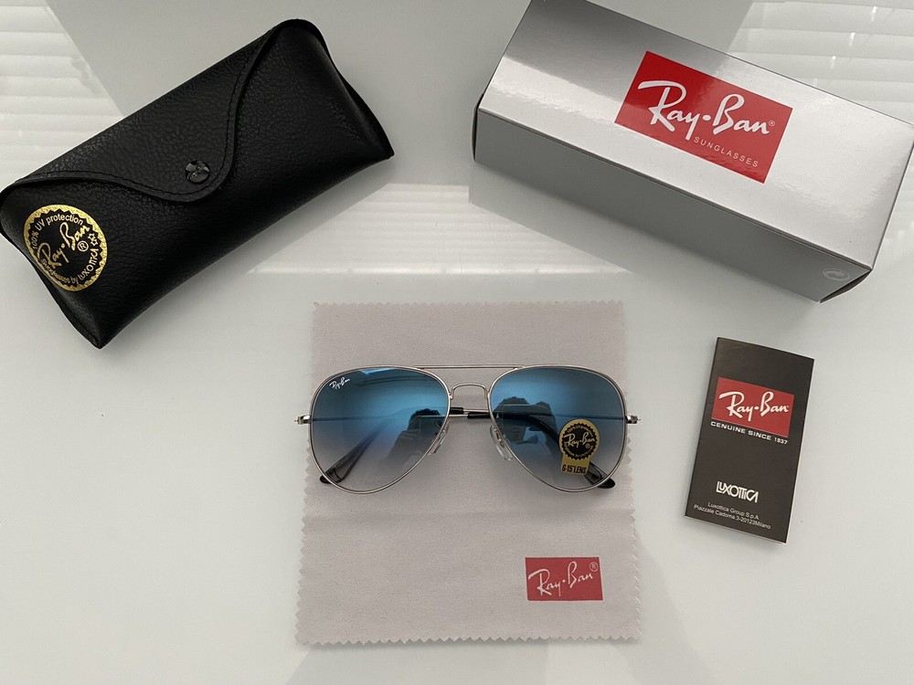 Gafas de sol Rayban Aviator RB3025 - plateadas y azules claros - nuevas pero con logotipo manchado