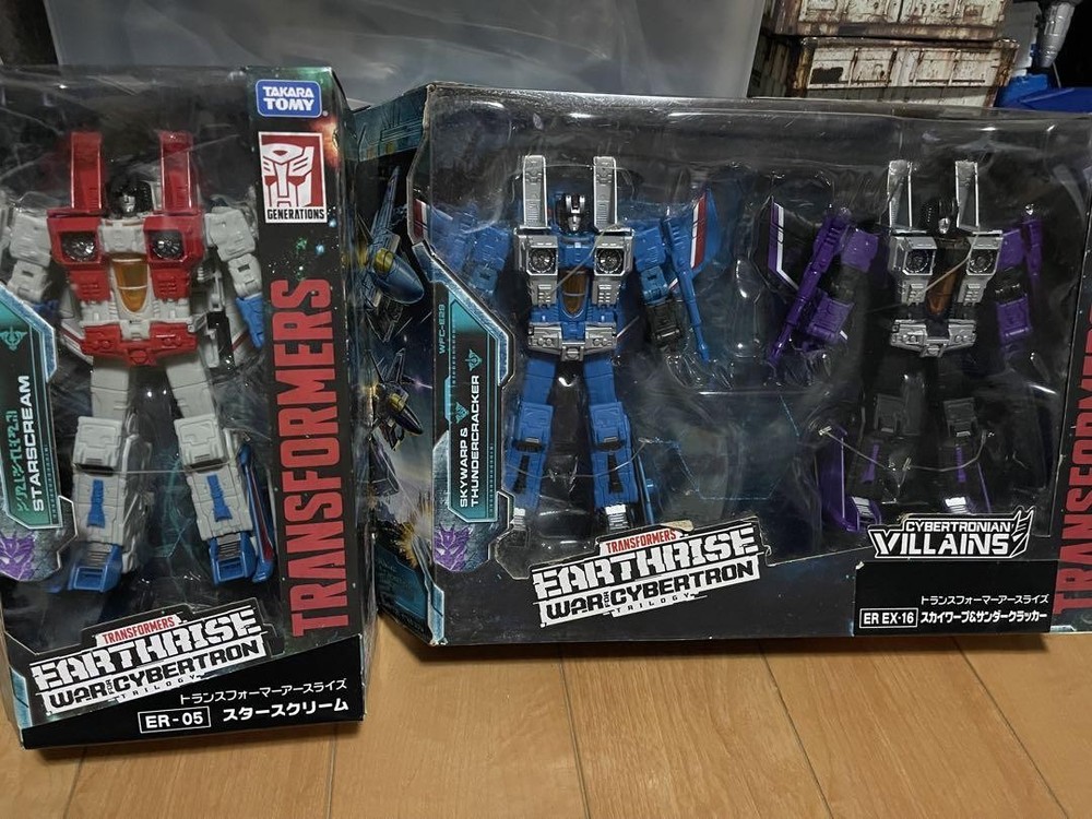 Earthrise Starscream Skywarp Thundercracker Transformers Toy Set ER-05 ER-16