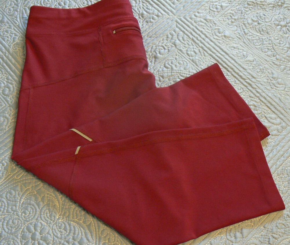 Women Nike Dri-Fit Running Activewear M Drawstring Maroon cropped pants