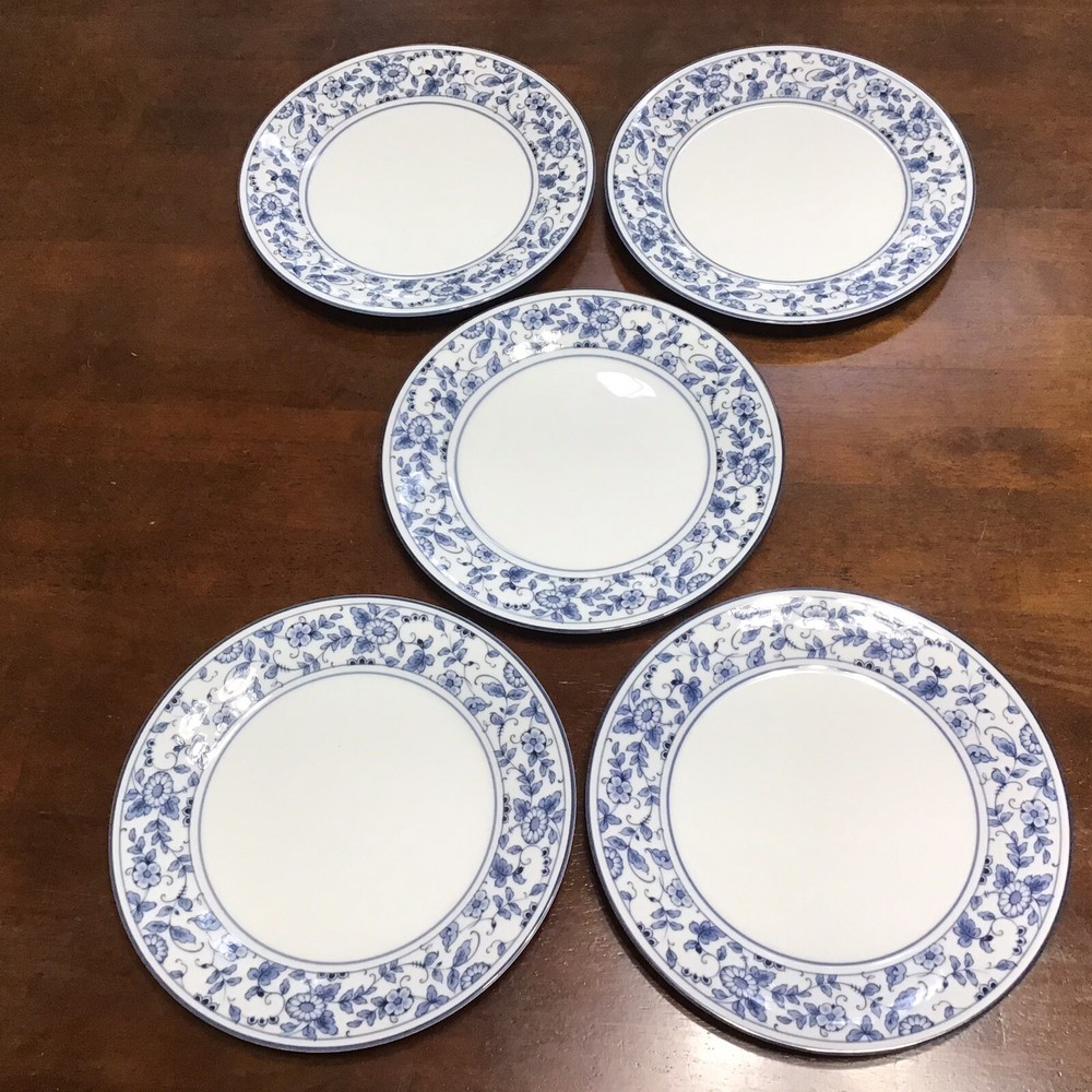 Vintage Noritake Arcadia 2604 Blue White Floral Salad Plates Set of 5 8.25