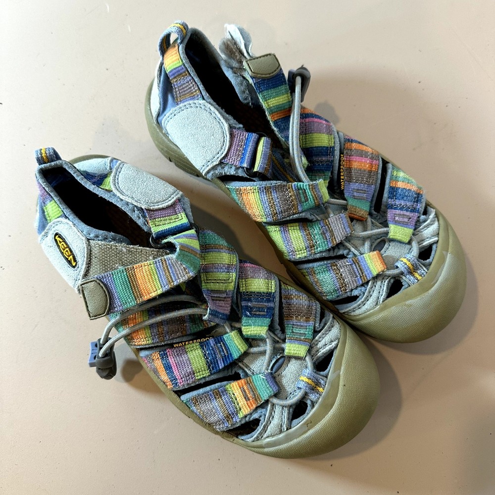Keen Newport H2 Stripe Rainbow Sandals Water Shoes Girls Youth Big Kid 3 Hiking