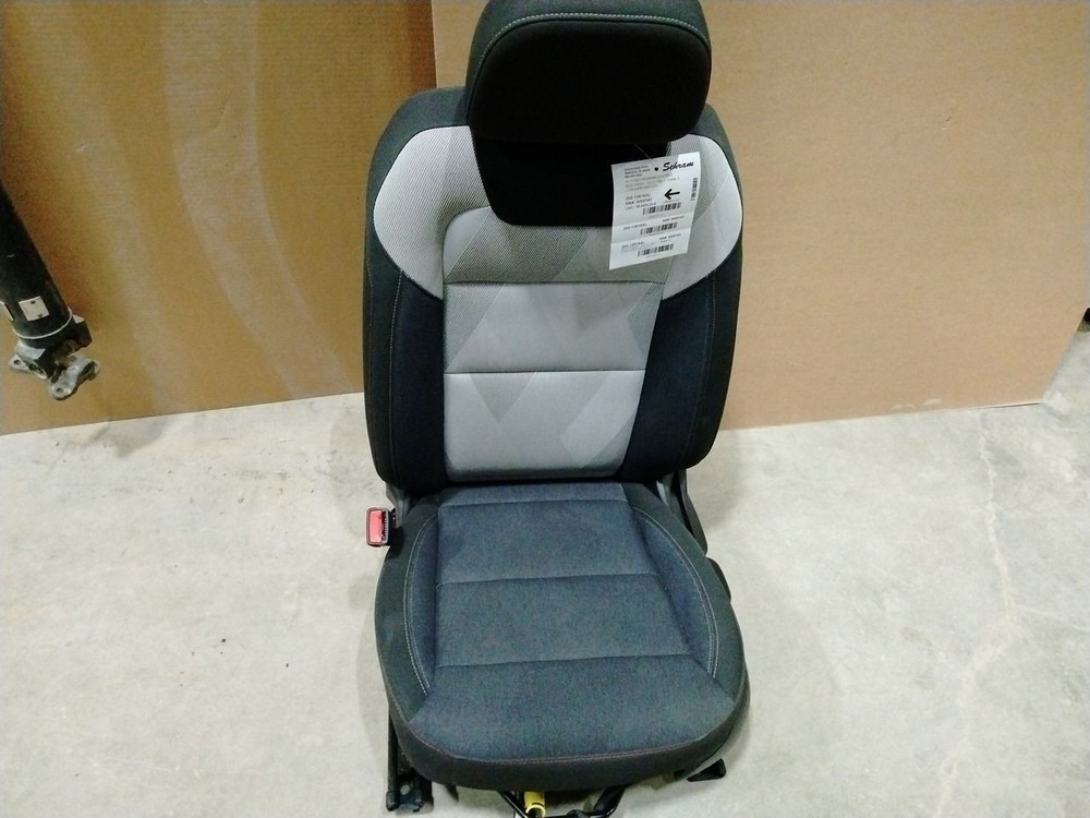 2024 Chevy Trax Driver Left Front Cloth Seat 13551305 3018177